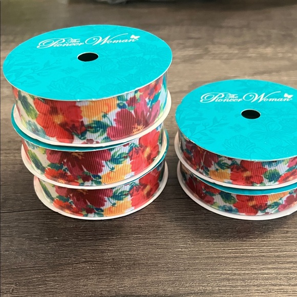The Pioneer Woman Other - The Pioneer Woman Vibrant Floral Ribbon Set 5 pack